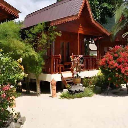 Phangan Rainbow Bungalows-2