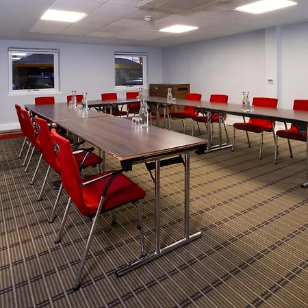 Holiday Inn Express Birmingham Oldbury By Ihg-2