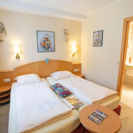Logis Gourmet&Relax Wellness Hotel De La Sure-3