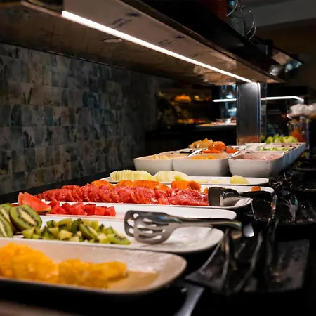 Radisson Resort & Residences Tenerife - Adults Only-2