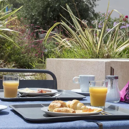 Sure Hotel By Best Western Saint-Raphael Le Dramont-3
