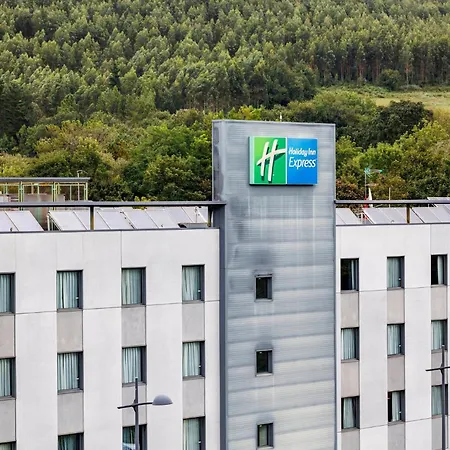 Holiday Inn Express Bilbao Airport By Ihg-3