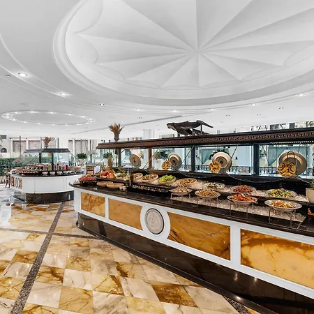 Imperial Hotel Gold Coast-3