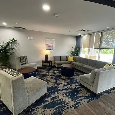 Comfort Suites Palm Bay - Melbourne-2