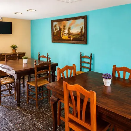 Hostal Can Bassalis-2