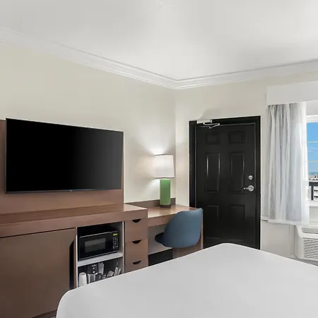 Hyatt Select Galveston Beachfront-2