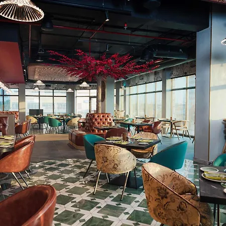 Moevenpick Hotel Jumeirah Lakes Towers Dubai-2