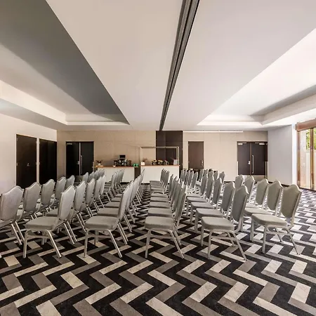 Pullman Port Douglas Sea Temple Resort And Spa-2