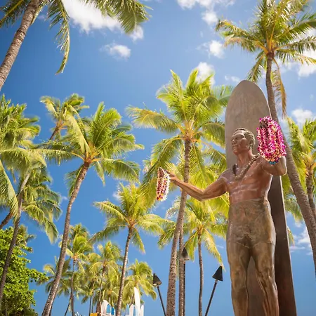 Hyatt Regency Waikiki Beach Resort & Spa-3