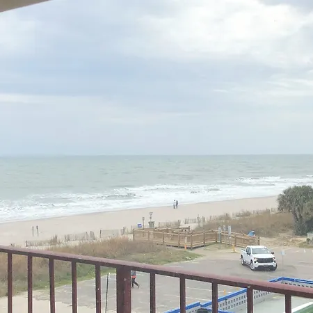 Gazebo Inn Oceanfront-2