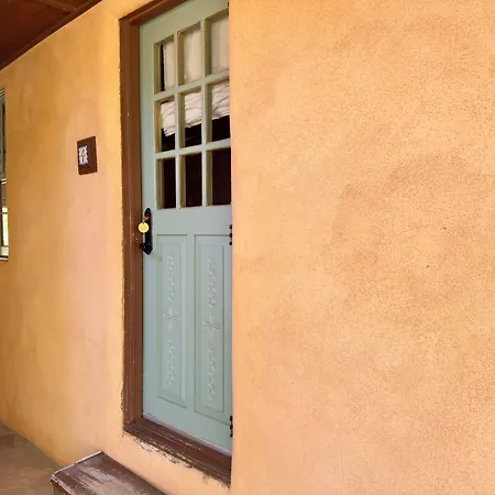 Old Taos Guesthouse B&B-2