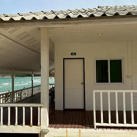 Apichada Beach Resort-3