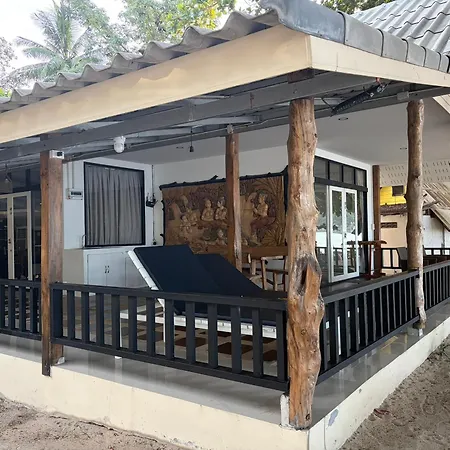 Apichada Beach Resort-2
