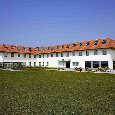 Ibis Budget Oostende Airport-3