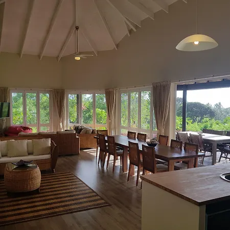 Muri Beach Resort-2