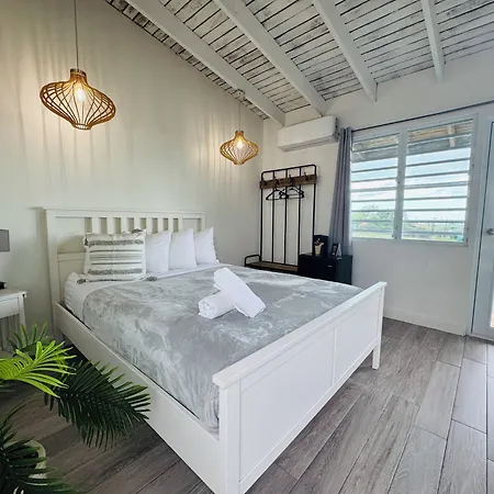 La Jamaca - An Island Vibe Hotel-3