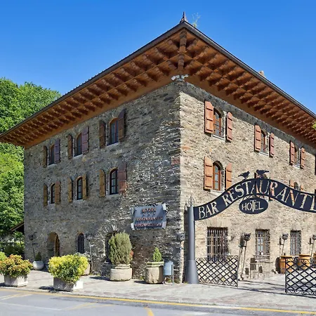 Hotel Venta De Etxalar-3