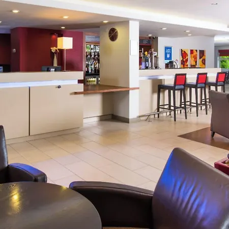 Holiday Inn Express East Midlands Airport By Ihg-3
