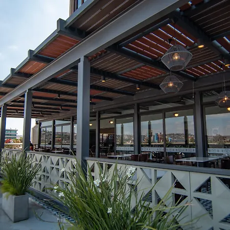 Grand Hotel Tijuana-3