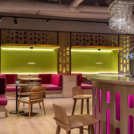Ibis Styles Barcelona Sant Joan Despi-3