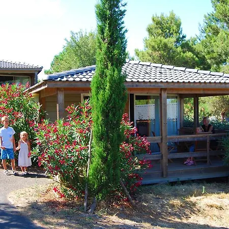 Lagrange Grand Bleu Vacances – Résidence Les Pescalunes-3