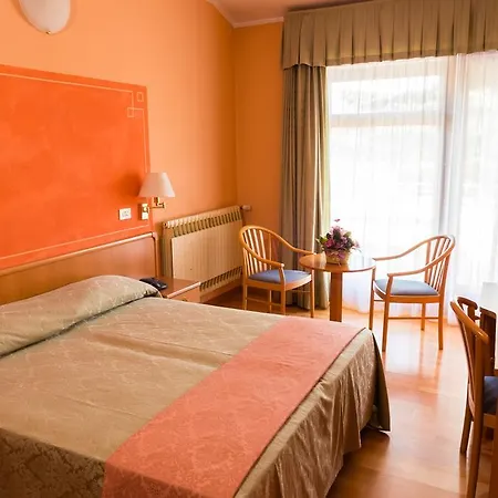Hotel Chalet del Lago-3