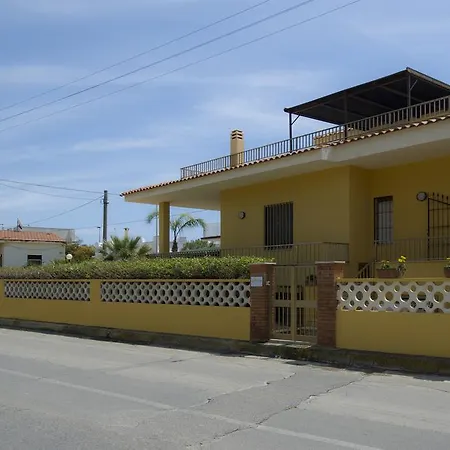 B&B Fiori Gialli Caucana-3