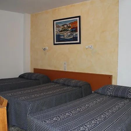 Hostal Mengual-2
