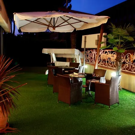 Hotel Monica-2