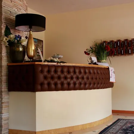 Hotel Monica-3