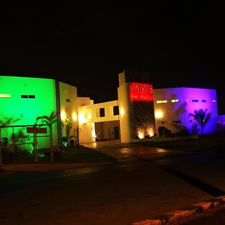 Motel Moon Tematico - Adults Only-3