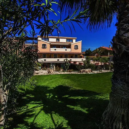 Hotel Raffael-2