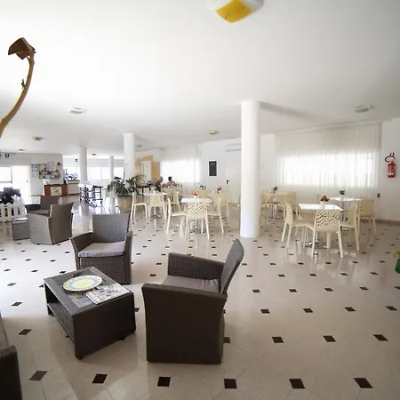 Hotel Albatros-3