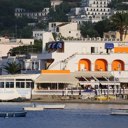 Hotel La Sirenella-3