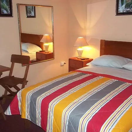 Hotel Excalibur-2
