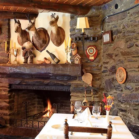 Hotel Can Borrell-3