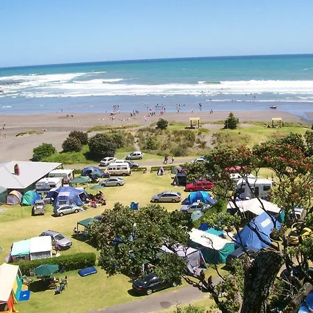 Opunake Beach Holiday Park-3