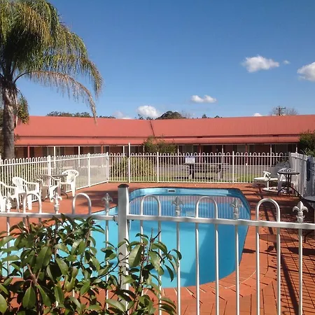 Gloucester Country Lodge Motel-2