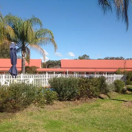 Gloucester Country Lodge Motel-3