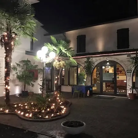 Hotel Ristorante La Grotta-3