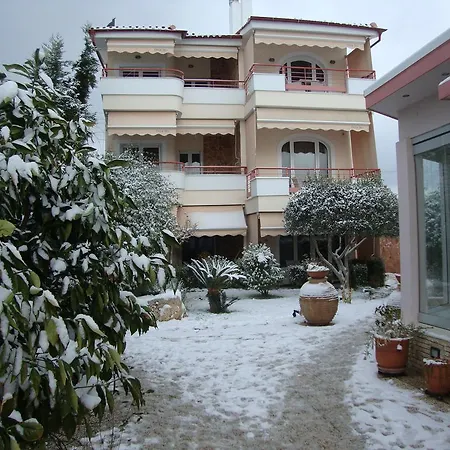Over Sea Rooms & Villas-3