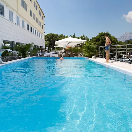 Aparthotel Miramare-3