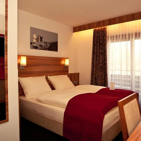 Hotel Knaus am Hafen-2