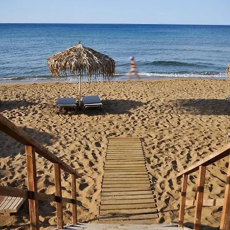 The Mini Beach Hotel-2