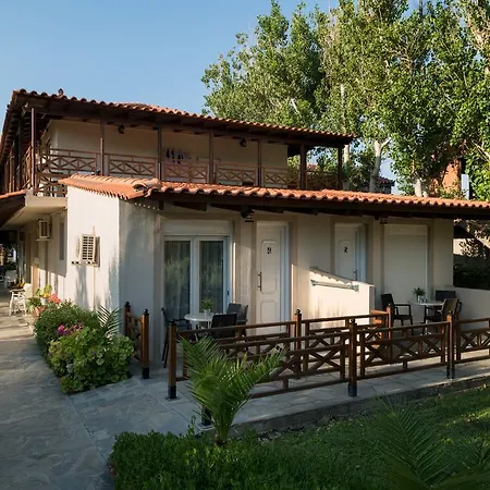 Studio Nikos-3