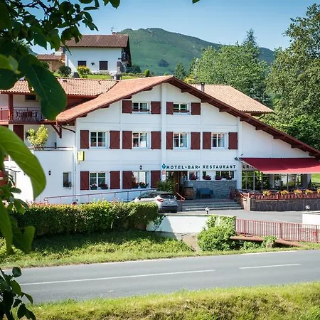 Logis Hotel Ur-Hegian-2