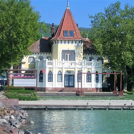 Aqua Apartman-3