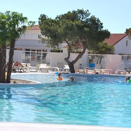 Lagrange Grand Bleu Vacances – Résidence Le Mas de Torreilles-3