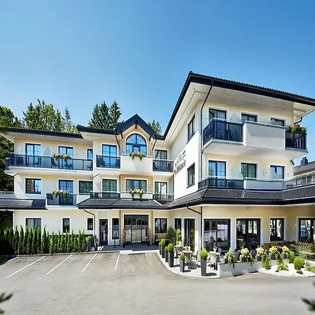 Hotel Garni Melanie-3