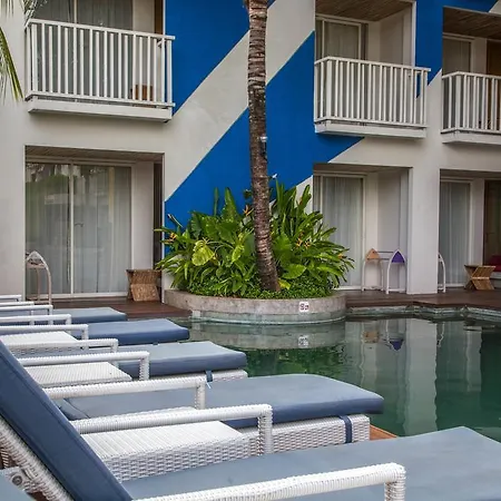 Bliss Surfer Hotel Legian-2